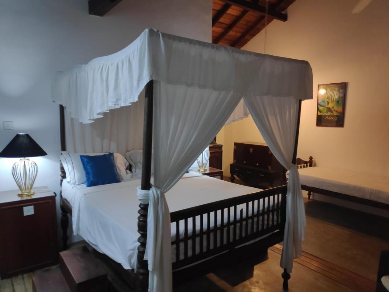 Royal River Resort คิตุลกาลา ภายนอก รูปภาพ
